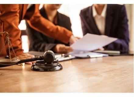 Greenwich, CT business law attorney